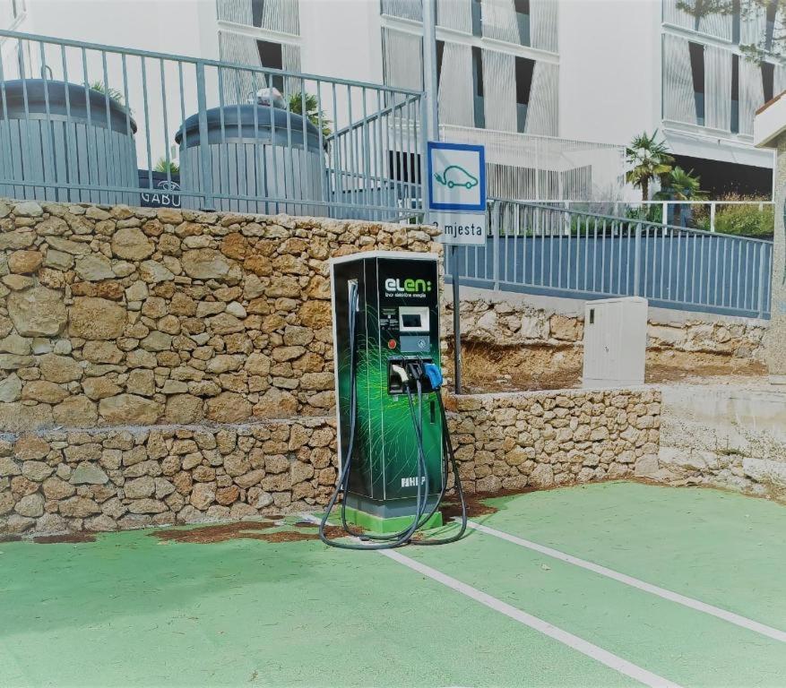Villa Rajski Dvor 1 Bol Esterno foto