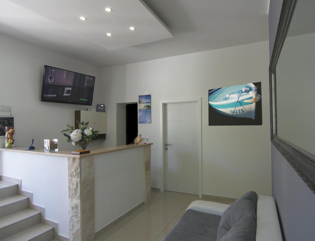 Villa Rajski Dvor 1 Bol Esterno foto