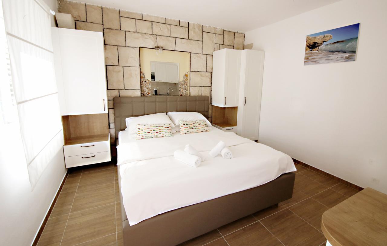 Villa Rajski Dvor 1 Bol Esterno foto